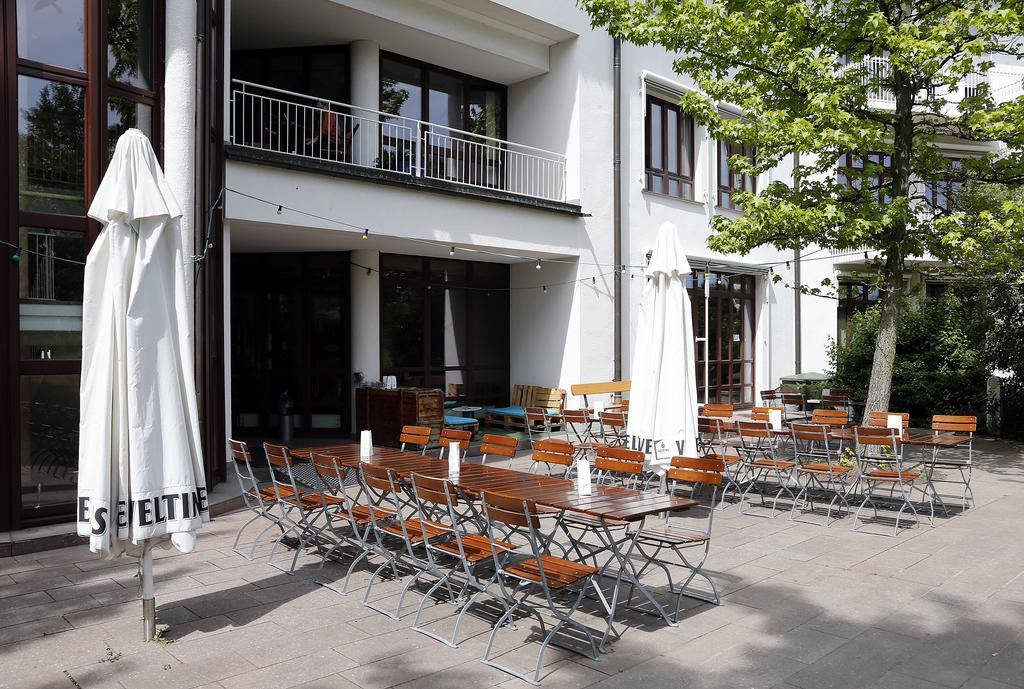 Tagungs- Und Bildungszentrum Steinbach/Taunus Steinbach im Taunus ภายนอก รูปภาพ